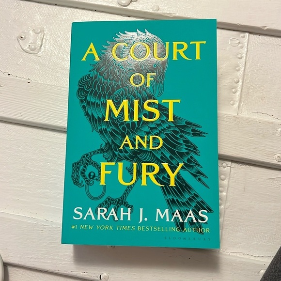 A Court of Mist and Fury - Sarah J. Maas - Picture 1 of 3